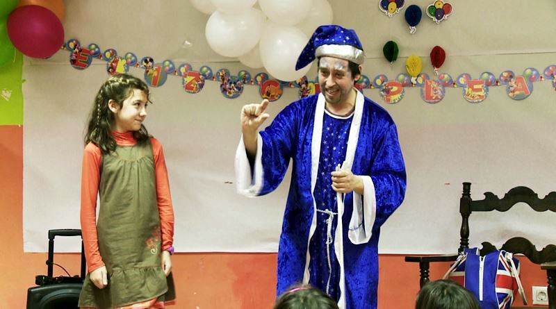 Magos payasos fiestas infantiles en Albacete a domicilio cumpleaños comuniones