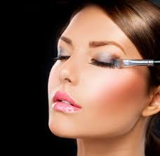CURSO DE ESTÉTICA Y MAQUILLAJE con prácticas,tlf. 91.2796901