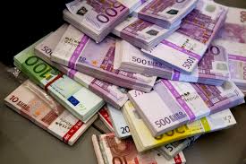 Ayudar a las personas en necesidad de financiación