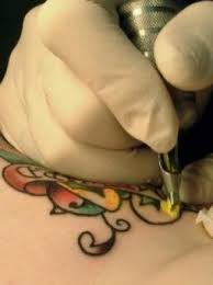 CURSO DE TATUAJE Y PIERCING con prácticas, matrícula GRATIS. 
