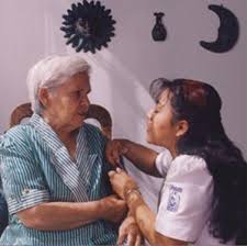 Se necesita personal para prestigiosos grupos de residencias de mayores