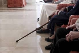 Se necesita personal para prestigiosos grupos de residencias de mayores