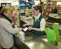 Se buscan cajeros/as-reponedores/as para conocida cadena de supermercados